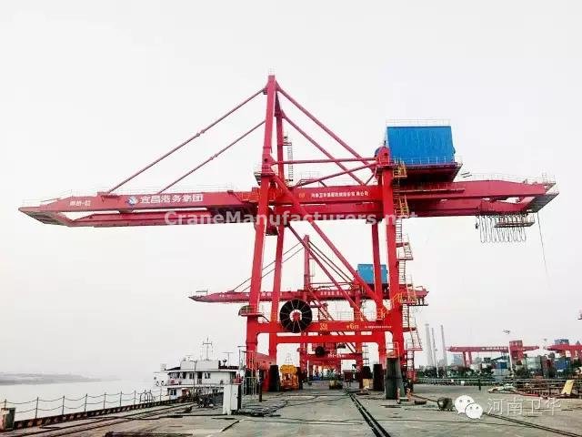 Ship to shore gantry crane for Yicang in year 2013