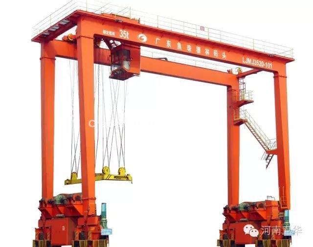 Rubber tyred container crane for Guangdong in year 2013